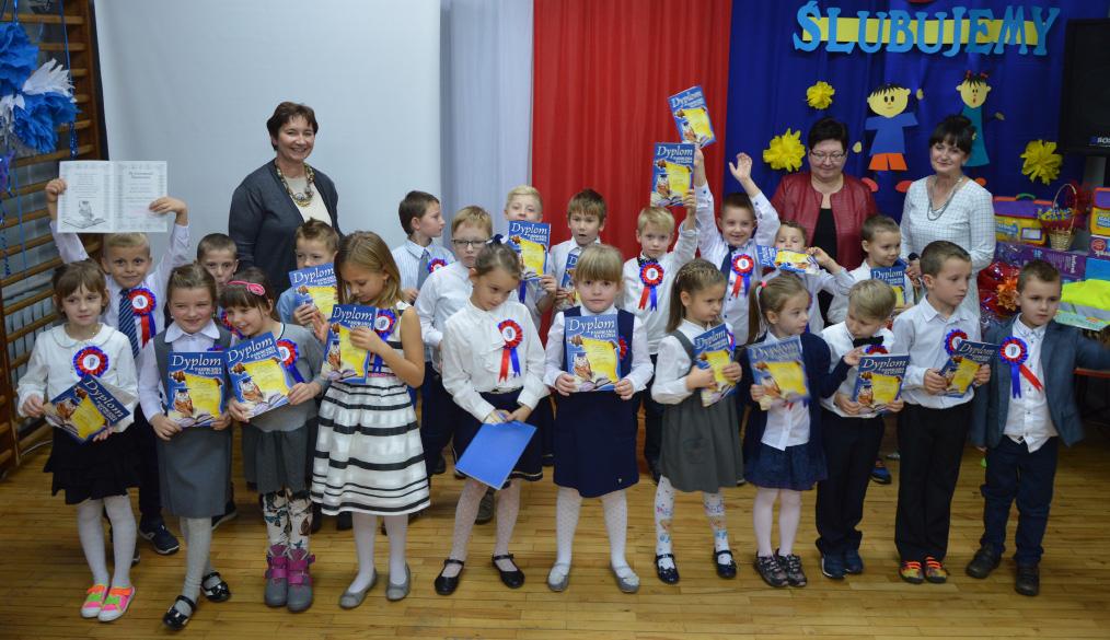 CEREMONIA PASOWANIA W KLASIE I A W czwartkowy wieczór 20 października 2016 r.