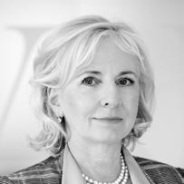 Katarzyna Łakińska prezes V&P Group Posiada 30 lat doświadczenia w branży marketingowej zaczynała we Francji. Od lat 90.