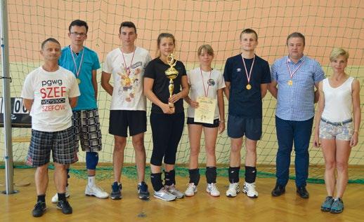 Na zadania wynikające z programu wieloletniego Pomoc państwa w zakresie dożywiania przeznaczona była kwota: w 2015 r. 251 522,70 zł, w tym wkład własny gminy w wysokości: 76 522,70 zł; w 2016 r.