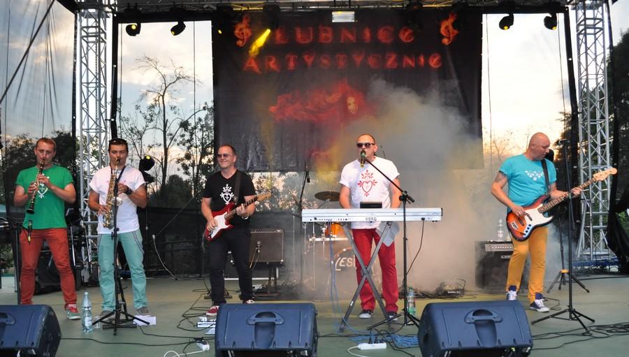 Dużo dobrej muzyki, konkursy, zabawy oraz wystawa prac regionalnych artystów to tylko część atrakcji jakie czekały na uczestników Biesiady Łubnickiej zorganizowanej w dniu 20 lipca 2014 r.