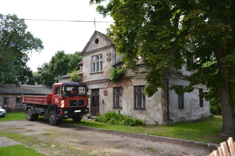 GEZ 07 KARTA ADRESOWA ZABYTKU NIERUCHOMEGO 1. Nazwa DOM 2. Czas powstania Lata 30-te XX w. 3. Miejscowość RADZYMIN 8.