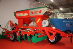 https://www. Sprzedaż nowych ciągników rolniczych wg. Martin&Jacob Mniejsze dostawy maszyn rolniczych W 2016 r. dostawy większości maszyn rolniczych były wyraźnie mniejsze niż rok wcześniej.
