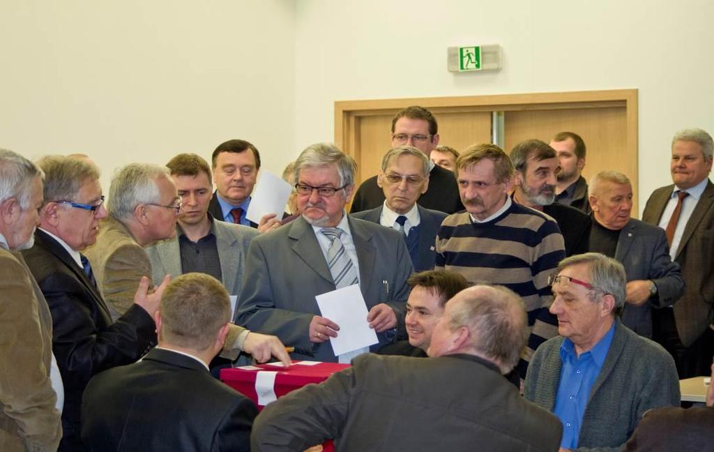 Do Prezydium Zebrania Wyborczego Delegatów wybrano: przewodniczący - Krzysztof Ciesiński, zastępca przewodniczącego - Stefan Wójcik, sekretarz - Maria Pałęga.