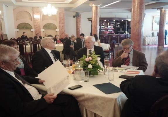 radny z Sejmiku województwa śląskiego - Stanisław Dzwonnik, inspektorzy nadzoru budowlanego Krystyna Prokopska i Michał Anioł, nadinspektor PIP Anetta Ranosz, Sławomir Stolarski, naczelnik Wydziału