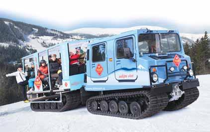 Dodatek - Strona 8 Karkonosze - Związek Miast i Gmin Zima 2013-2014 Obří důl dla turystów odwiedzających Pec pod Śnieżką to przede wszystkim przystanek w drodze na Śnieżkę.