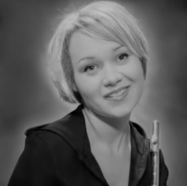 Iwona Glinka _ Flecistka, pedagog Narodowego Konserwatorium w mieście Patras (Grecja).