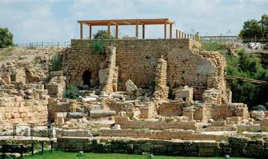 miasto. Jerozolima zachwyca pięknem piaskowych murów i różnorodnością stylów architektonicznych. Stare Miasto to otoczona murami część Starej Jerozolimy.