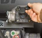 system do obsłui zynnośi na końu pola Przystosowany do automatyzneo systemu prowadzenia System prowadzenia VarioGuide NovAtel /Trimble Napęd na 4 koła Podnośnik Automatyzna przednia blokada mehanizmu