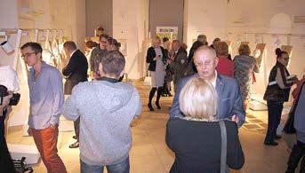 340 STANISŁAW FIRSZT Ryc. 20. Otwarcie wystawy Portrety niezapomniane autorstwa Konrada Tomaszewskiego. VI. Wirtualne wystawy na stronie internetowej Muzeum (łącznie 14) 1.