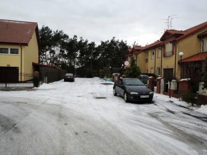 mieszkalne. Całość zabudowy utrzymana jest w zbliżonej formie architektonicznej.