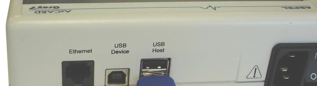 zapisane badanie w formacie SCP moŝe zostać odczytane w oprogramowaniu obsługującym format SCP. Rys. 22. Podłączenie pamięci FlashDrive. 1.