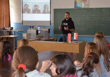 Wystawa i warsztaty fotograficzne w BijeloPolju W ramach współpracy z Polonią Ambasada RP wraz ze Stowarzyszeniem Polaków zamieszkałych w Czarnogórze zorganizowała w Bijelo Polju wystawę fotografii