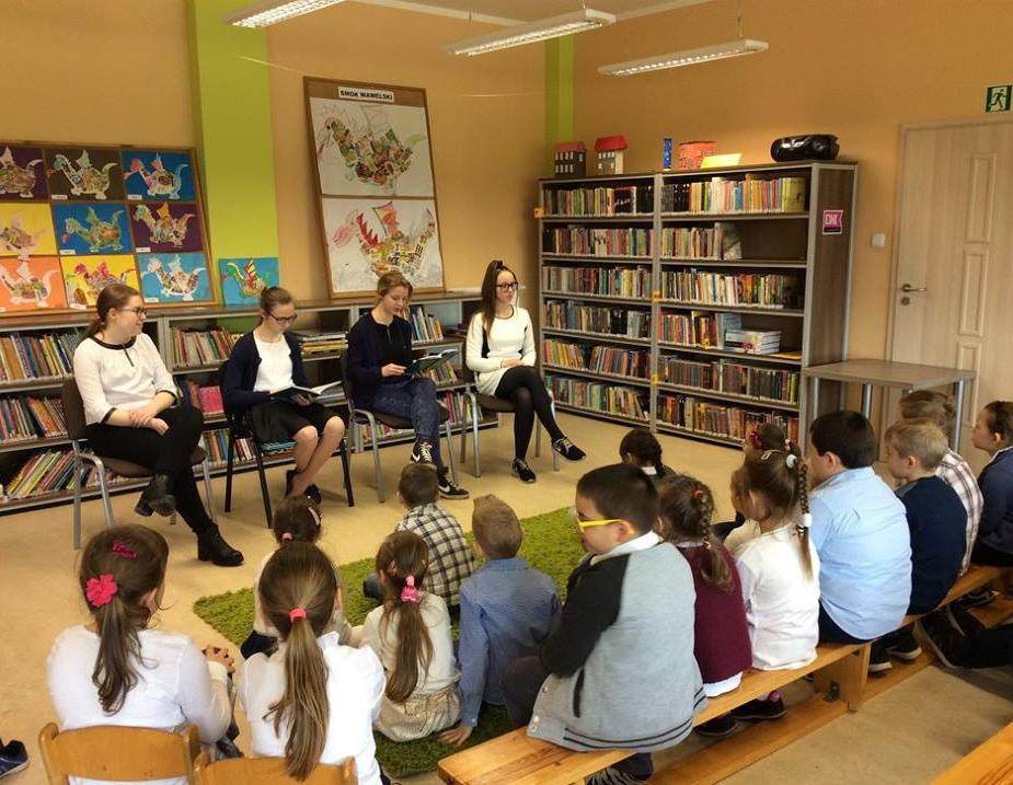 Wycieczka do Strzelec Kraj Przerwa na czytanie Uczniowie klasy słuchali,jak IV i VI projektuje się uczestniczyli w budynki i drogi wycieczce na Mieli też okazję policję i do firmy stworzyć swój