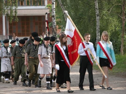Zarówno nauczyciele, dzieci jak i rodzice długo zastanawiali się nad wyborem właściwej postaci związanej z naszym miastem.