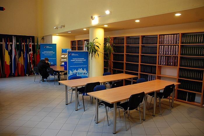 W JAKI SPOSÓB UDZIELAMY INFORMACJI? konsultacje telefoniczne tel.