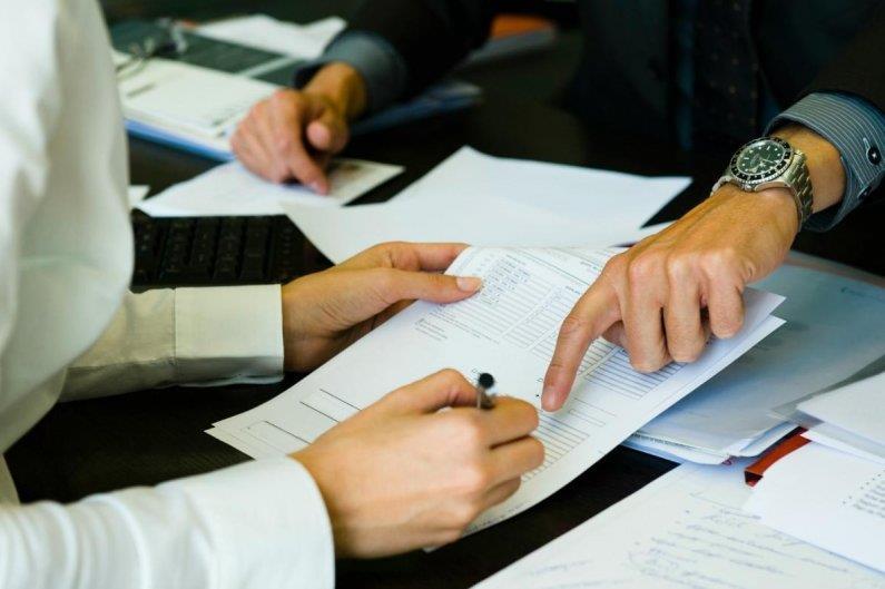 KRYTERIUM 2 Liczba składanych wniosków w odpowiedzi na dany konkurs 1. Wnioskodawca składa 1 wniosek o dofinansowanie w ramach danego konkursu 5 pkt. 2. Wnioskodawca składa więcej niż 1 wniosek o dofinansowanie w ramach danego konkursu 0 pkt.