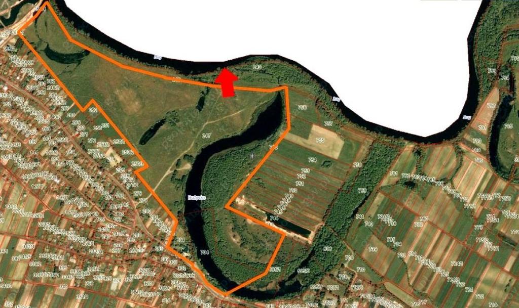 Rys. 3 Działki gminne w Orchówku SZUMINKA Mimo bliskiej odległości do kolejnej przystani propozycja lokalizacji punktu przystankowego.
