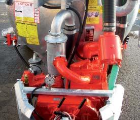 LC420/KF36/SI4 540 TR/MN, SKŁADA SIE Z : - Pompy próżniowej JUROP LC420 ochładzanej wodą, wydajność 12 000 L/mn (720m3/h),cichobieżny/odolejacz/fi