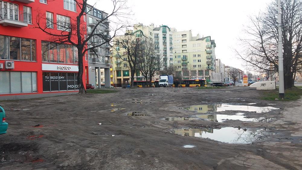 Widok ogólny placu od strony