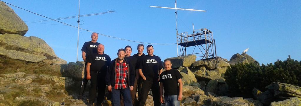 AKTUALNOŚCI: Wiadomości DX-owe dla krótkofalowców, Zawody. ANTENY: Antena OGP-1 wg SP7HT. TEST: Yaesu FT 891. PREZENTACJA: Sterownik radiostacji WTI-1, Nowy porządek kablowy, Motorola PD3661e.