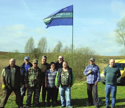 W dniu 08.04.2017 sprzątano część brzegową jeziora konkursowego Szańce k/ryńska. Jezioro jest pod opieką Koła Osiedlowego PKP Toruń.