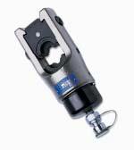Modele BTC0 i BTC04 s¹ zbudowane specjalnie do ciêcia miedzi, aluminium, kabli aluminiowo-stalowych, linek stalowych, prêtów aluminiowych i stalowych.