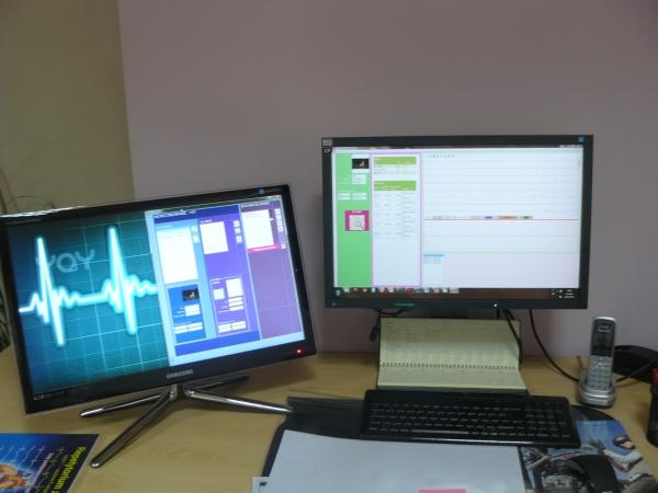 Stanoisko - dzoru Zaprojektoany i zaimplementoany panel operacyjny posiada stępującą funkcjolność: uruchamianie przeglądu listy pacjentó zapisó objętych monitoroania n/t danej chili danego