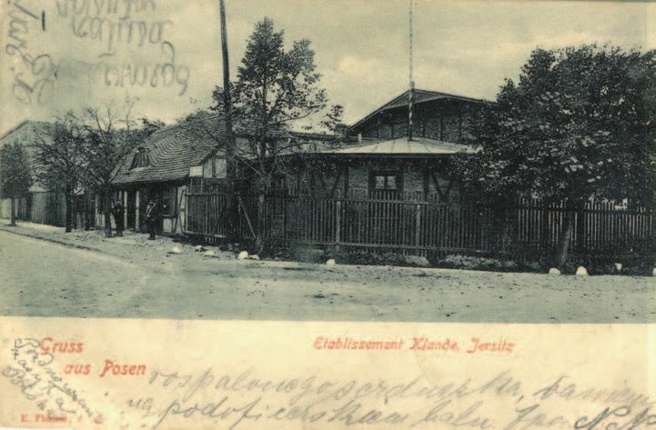 Il. 1. Ogródek rozrywkowy Wilhelma Klande na narożniku ul. Dąbrowskiego i Roosevelta (ob. nr 11) k. XIX w., pocztówka wł. Biblioteka UAM w Poznaniu (dalej BUP). I.