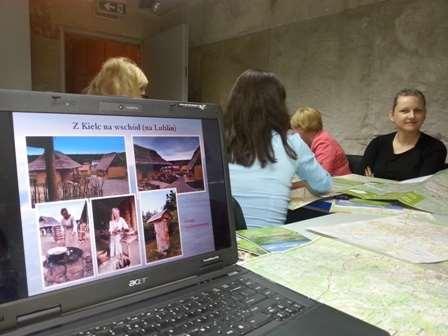 KOMPLEKS ŚWIĘTOKRZYSKA POLANA o CYKL SZKOLEŃ Z ZAKRESU