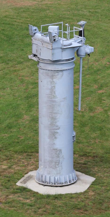 Część stresu odpłynęła, ale, jak się miało po śniadaniu okazać, nie na długo. Montaż 11-tonowej nogi radioteleskopu na fundamencie o masie 140 ton.