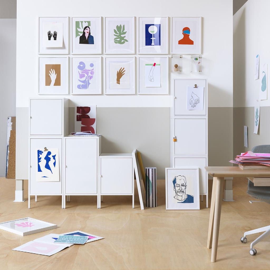 MATERIAŁY PRASOWE IKEA / LUTY 2018 / 8 PH148150 SZAFKI HÄLLAN W przestrzeniach biurowych, gdzie nie każdy ma swój pokój lub biurko, szafka HÄLLAN idealnie nadaje się do przechowywania osobistych