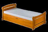 Materace na wysokośc/ mattresses are placed at
