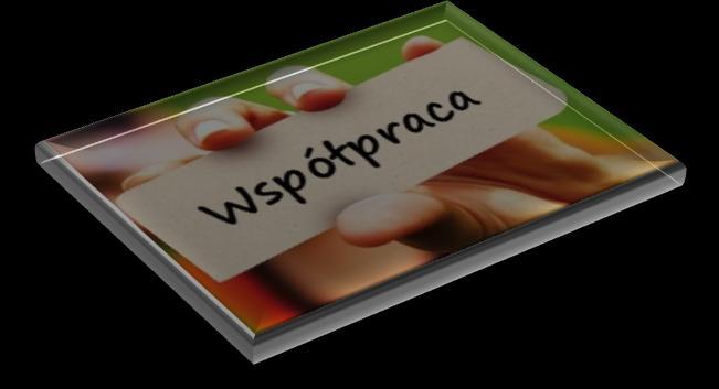 wyzwaniem, często nie do zdobycia. Kiedy uda im się nawiązać kontakt z rówieśnikiem przyjmują rolę dominatora lub nawet tyrana.