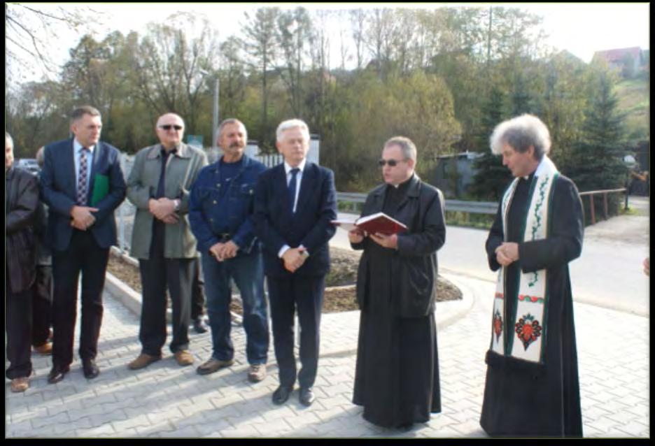 21.10.2014 r. zakończono budowę oczyszczalni ścieków w miejscowości Ptaszkowa.