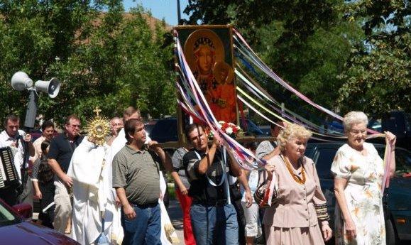 Anuncios Parroquiales 2 de Septiembre de 2007 Domingo XXII del Tiempo Ordinario Un sábado entro Jesús en casa de uno de los principales