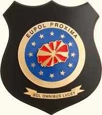 EUPOL PROXIMA Miejsce: Macedonia Geneza: Problem z budową systemu politycznego oraz z mniejszością albańską Wojna w Kosowie i napływ uchodźców 2001: konflikt wewnętrzny w Macedonii Porozumienie z