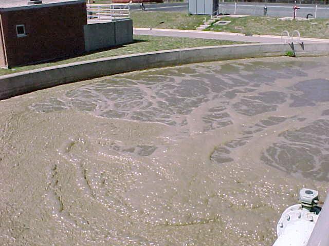 Tlenowa stabilizacja osadów Biologiczne utlenianie materii organicznej do