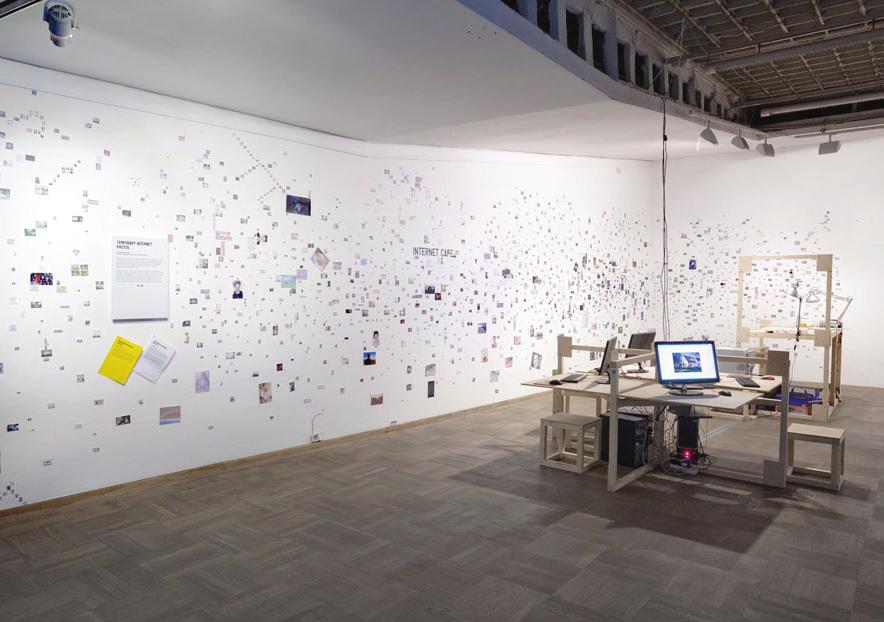 Temporary internet photos, interactive installation, internet cafe, printer, photography, 2012 / fot.