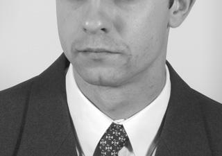 Robert PIOTROWSKI Absolwent Wydziału Elektrotechniki i Automatyki Politechniki Gdańskiej (kierunek: Automatyka i Robotyka) (2001r.). W roku 2005 uzyskał stopień doktora (Automatyka i Robotyka).