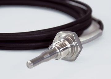 Cechy Szeroki zakres temperatur od -40 C do + 250 C Wersje ze standardowymi w branży wyjściami sygnału: 0-20 ma, 4-20 ma, 0-10 V, 2-10 V Pt100/Pt1000 w wersjach 2-przewodowej, 3-przewodowej lub