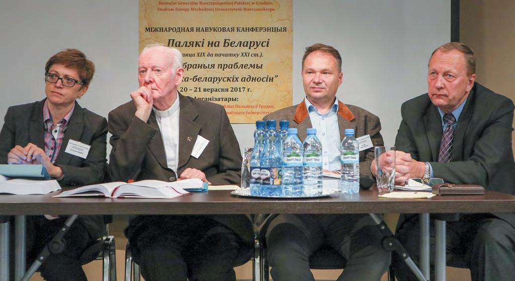 PAMIĘĆ ZPB Irena WALUŚ Podczas konferencji w Grodnie: dr Helena Giebień, ks. prof. Roman Dzwonkowski SAC, dr hab. Adam Bobryk oraz dr hab.