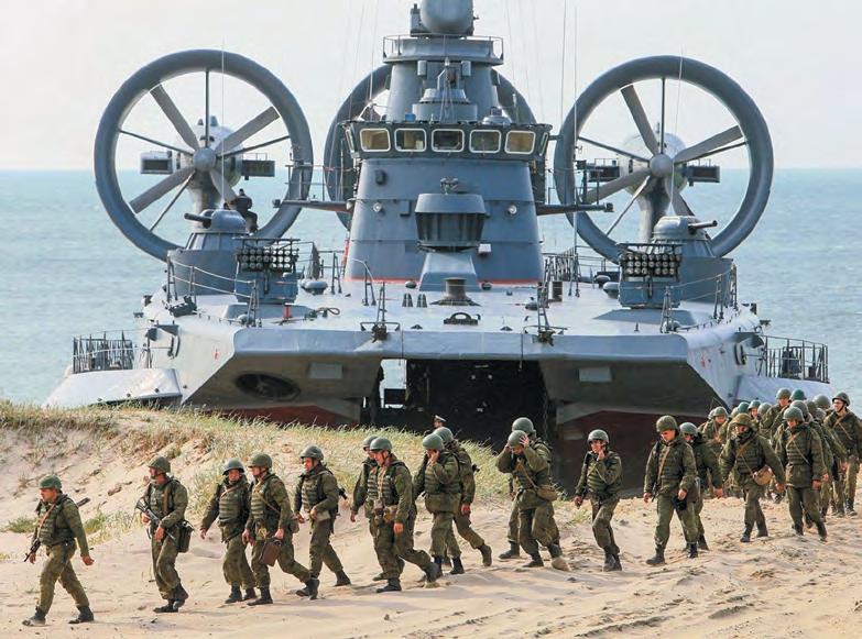 BIAŁORUŚBIAŁORUŚ Podczas ćwiczeń wojskowych w Rosji Manewry Zapad 2017 Rosyjsko-białoruskie manewry trwały od 14 do 20 września. Skrytykowali je wszyscy sąsiedzi Białorusi.