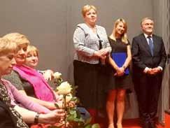 stąpieniu dr Anna Małecka-Dubiela Krajowy Konsultant w dziedzinie pielęgniarstwa ratunkowego w prezentacji "Rola i zadania pielęgniarek pracujących w Szpitalnych Oddziałach Ratunkowych".
