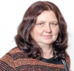Małgorzata Miękisz-Müller Małgorzata Miękisz-Müller, lat 52. Wykształcenie wyższe. Nauczyciel dyplomowany w Zespole Szkół Ekonomicznych w Gorlicach. Mężatka, czworo dzieci.