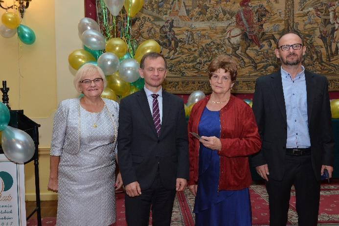 Diamentową odznakę honorową z rąk Prezesa SGP Janusza Walo otrzymali kol. Piotr Dukielski oraz kol. Anna Suryjak. Złote Odznaki SGP otrzymali: kol.