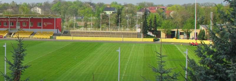 STADION FOOTBALL STADIUM łyta główna stadionu ma wymiary 105m x 68m.