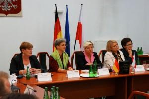 Powiat Osnabrück Nasz partner w Europie Choć powiaty olsztyński i Osnabrück dzieli ponad 1 000 km, charakter naszych kontaktów trudno ograniczyć do oficjalnego miana partnerstwo.