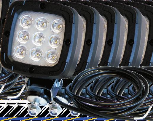 Reflektry UNIWERSALNY REFLEKTOR ROBOCZY LED Prstkątny bez żarówki z przewdem.