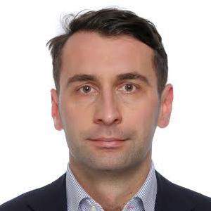 W latach 2006 2011 pracował w Polskim Instytucie Spraw Międzynarodowych jako analityk, a potem koordynator programu ds. stosunków bilateralnych w Europie.
