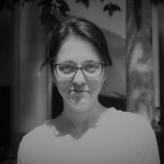 Jest członkiem Komisji do spraw Migrantów przy Rzeczniku Praw Człowieka. Marta Kindler adiunkt w Ośrodku Badań nad Migracjami Uniwersytetu Warszawskiego.